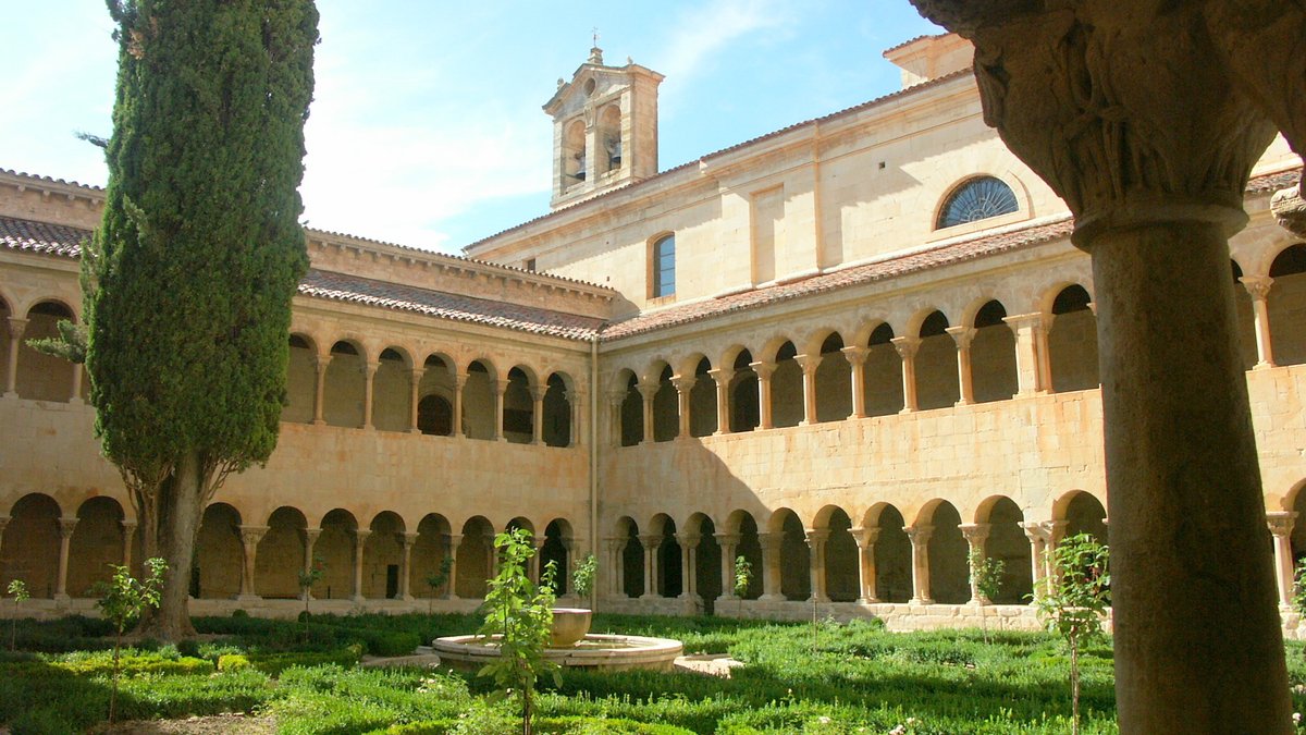 STO.DOMINGO DE SILOS Claustro