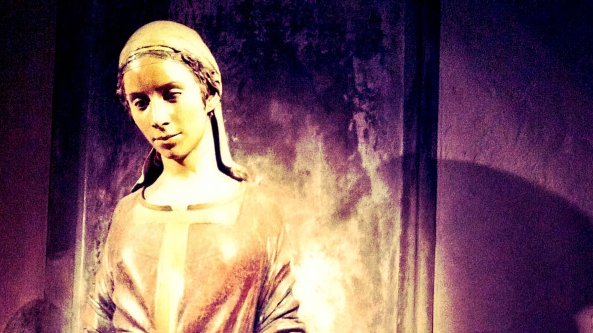 VIRGIN MARY STATUE