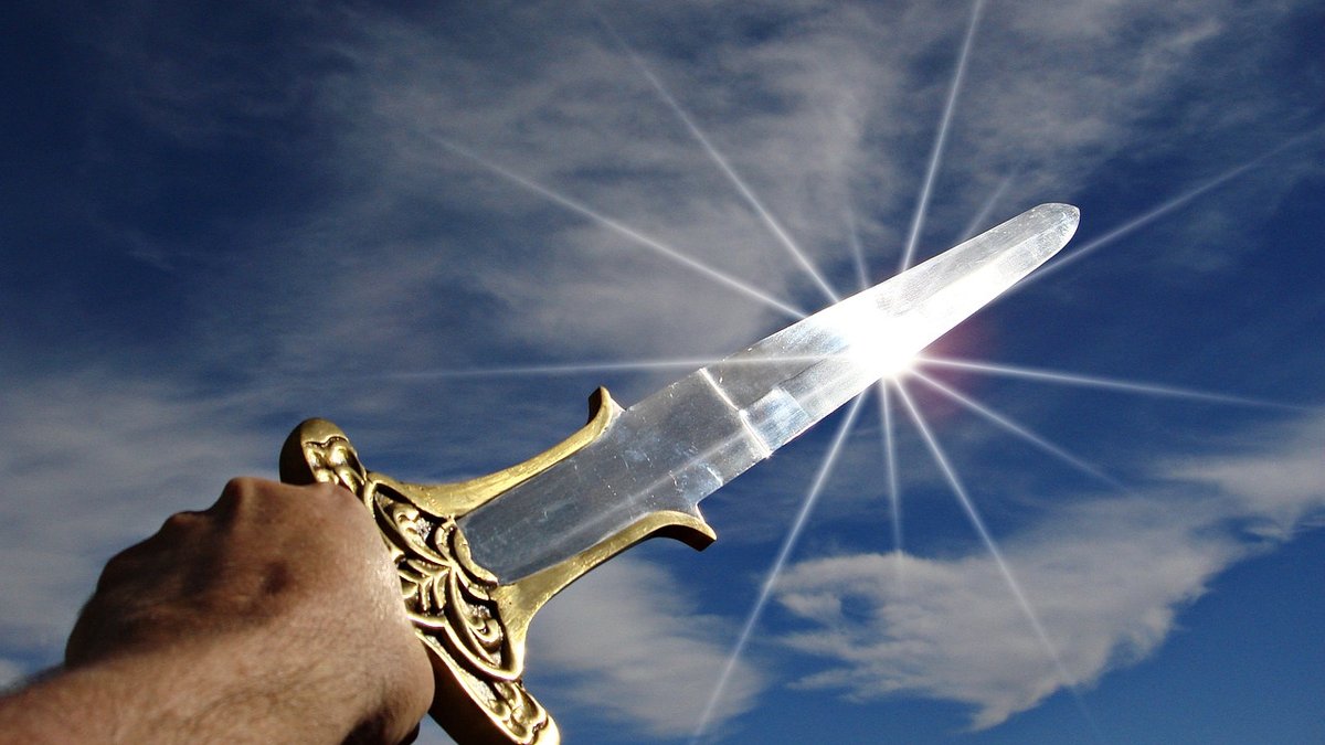 sword-790815_1280