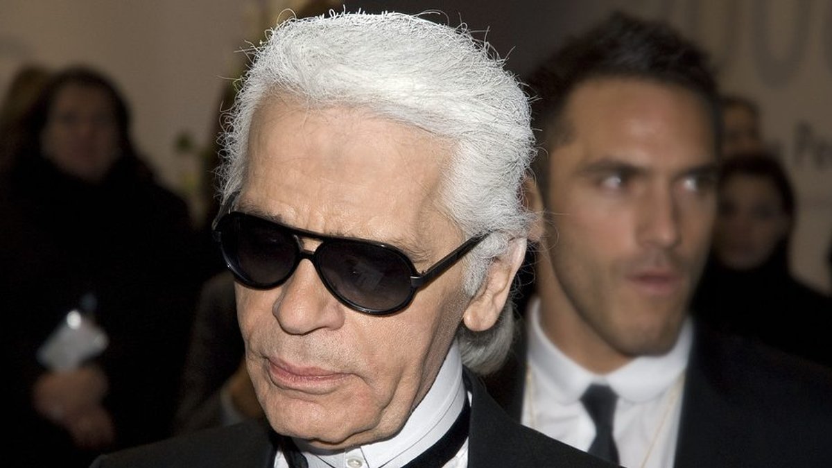 WEB 3 – KARL LAGERFELD