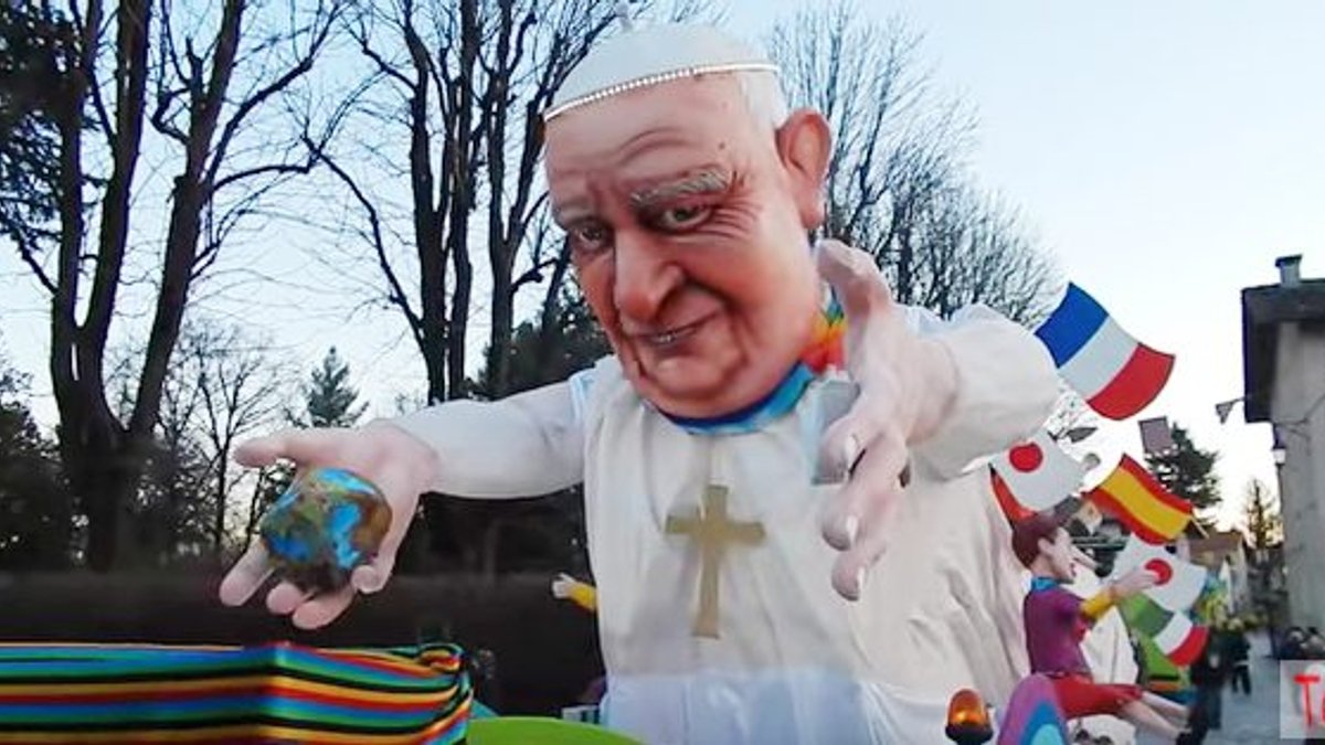 POPE FRANCIS CARNIVAL