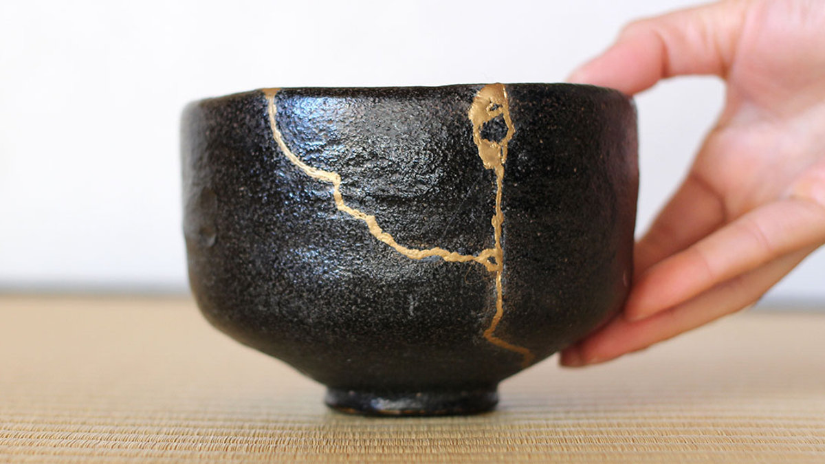 KINTSUGI