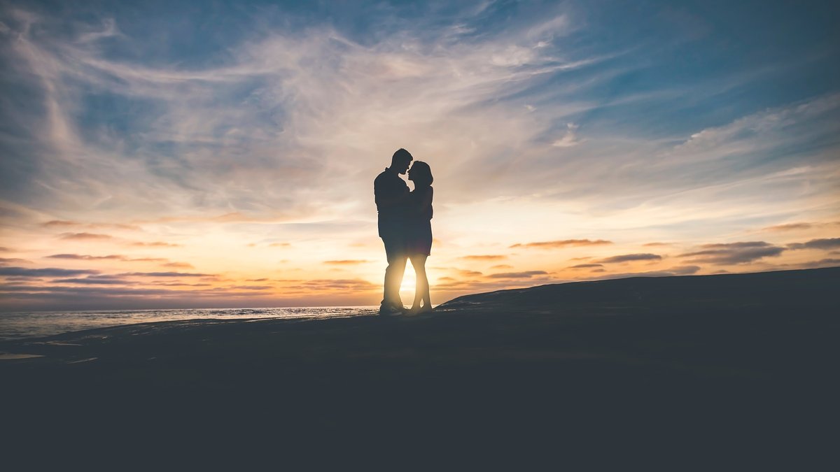 COUPLE