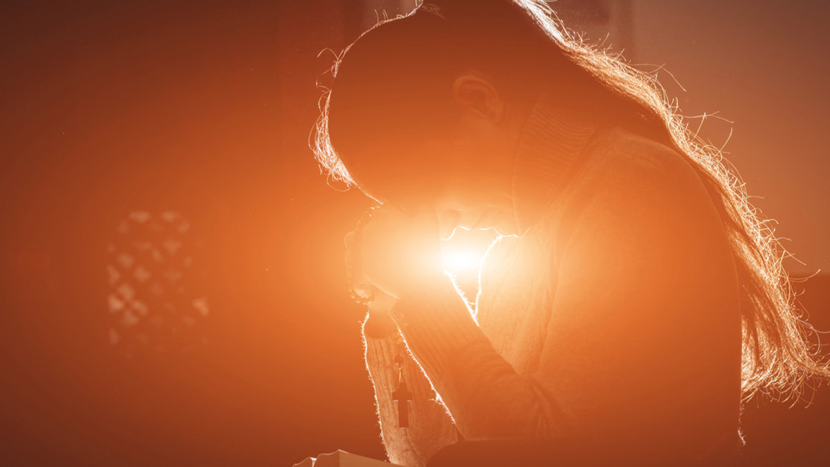 WOMAN, PRAY, CHURCH