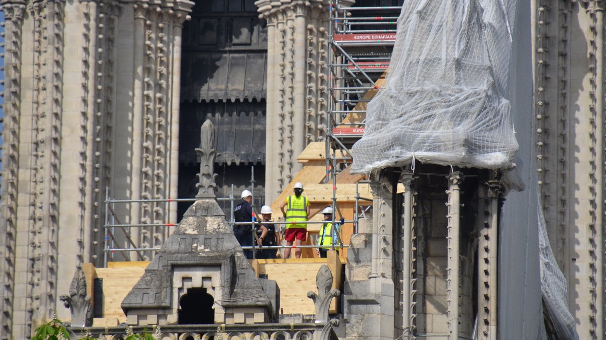 2019-04-22-pourny-michel-notre-dame-220.jpg