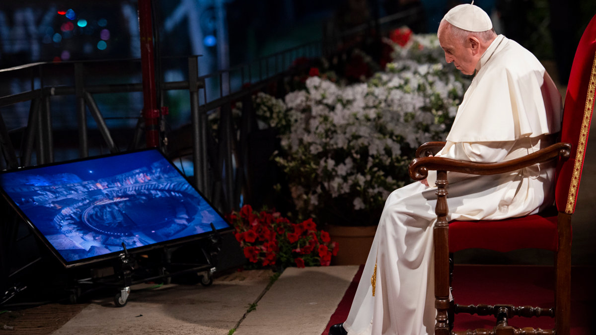 VATICAN POPE GOOD FRIDAY COLOSSEUM