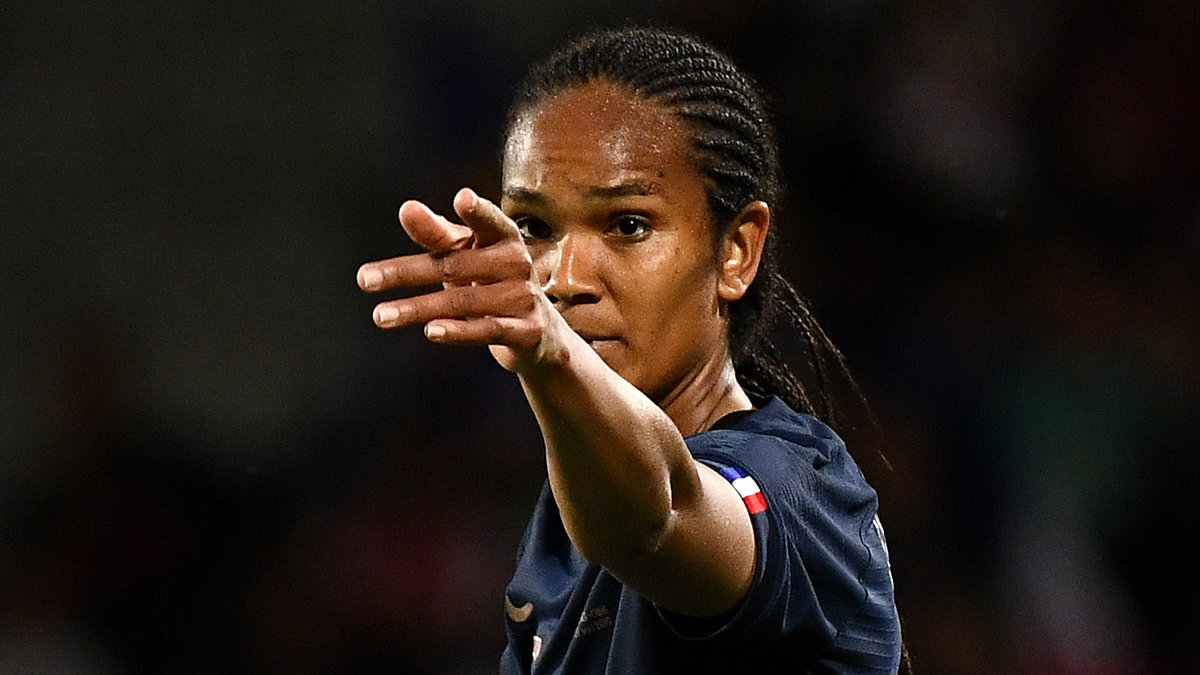 WENDIE-RENARD-FRANCE-FOOTBALL