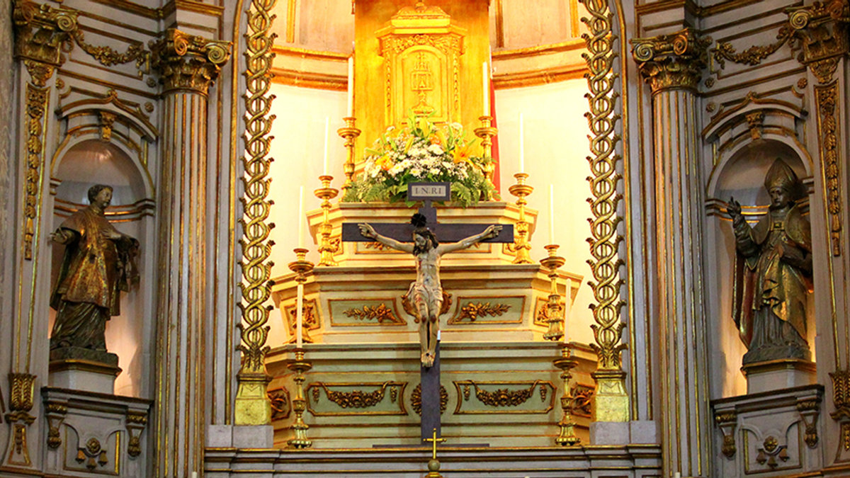 SANTAREM EUCHARIST MIRACLE