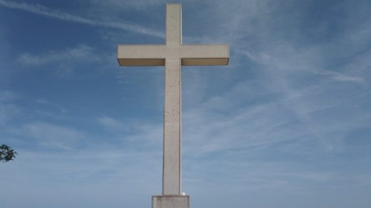 WEB 3 STRUNAJN-CROSS