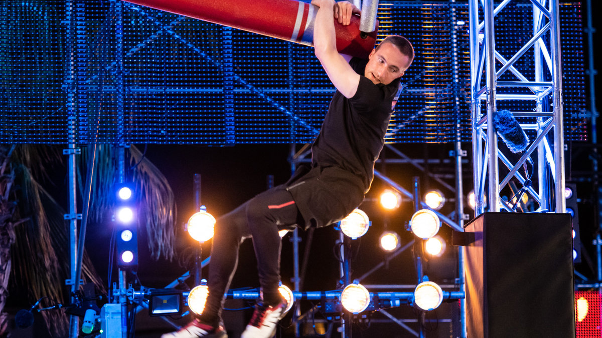 web-pere-samuel-ninja-warrior-2-laurent-vu-tf1-1.jpg-1.jpg