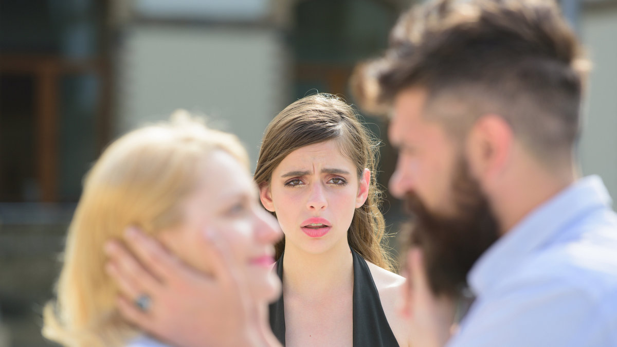 envy jealousy couple woman