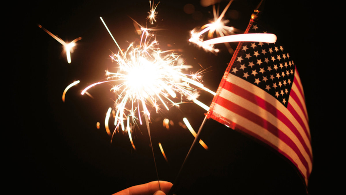 web3-america-flag-sparkler-4th-of-july-public-domain.png