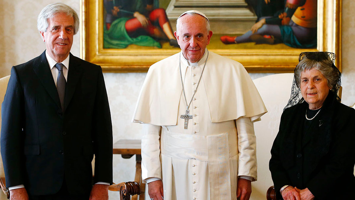 web3-vatican-tabare-vazquez-uruguay-pope-francis-maria-auxiliadora-delgado-000_io7hw-tony-gentile-pool-afp.jpg