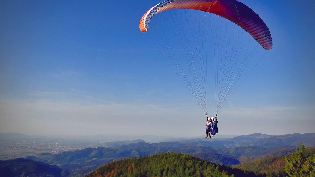 paragliding
