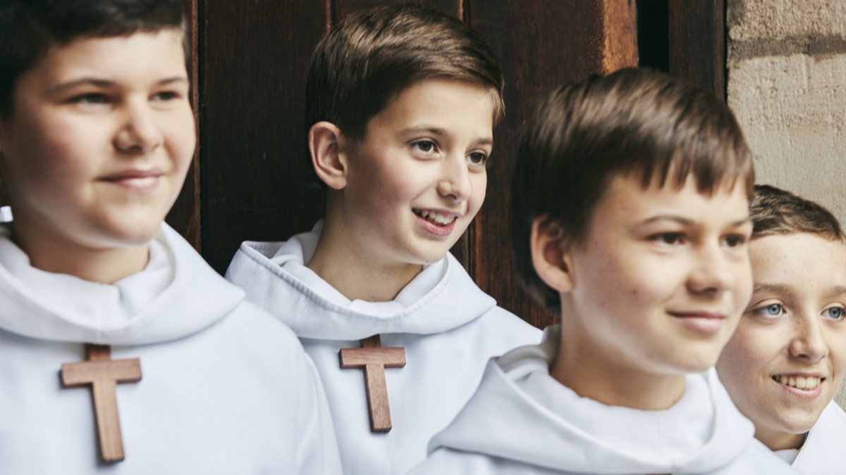 PETITS CHANTEURS A LA CROIX DE BOIS