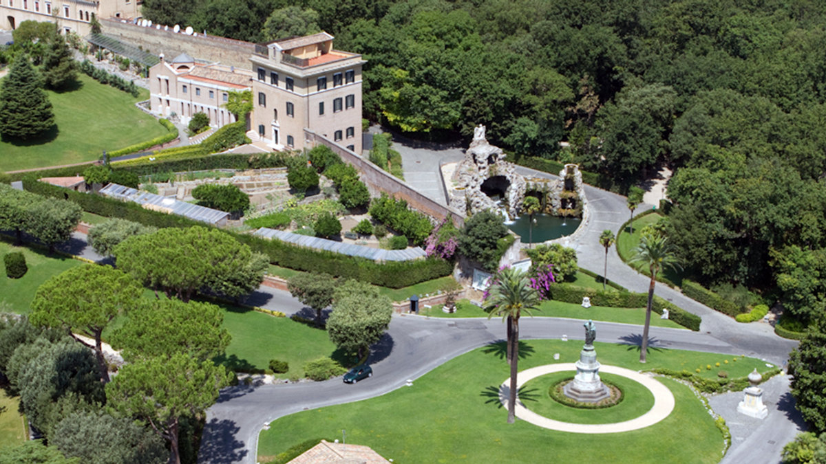 VATICAN GARDEN