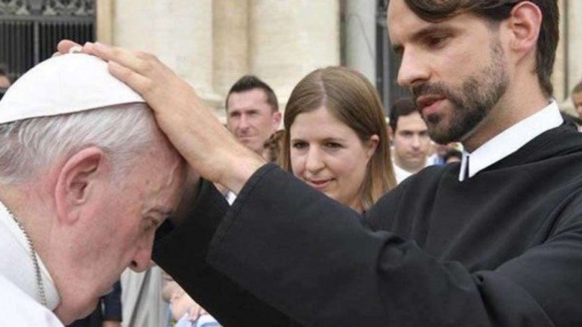 papa-francisco-pe-johannes-feierabend.jpg