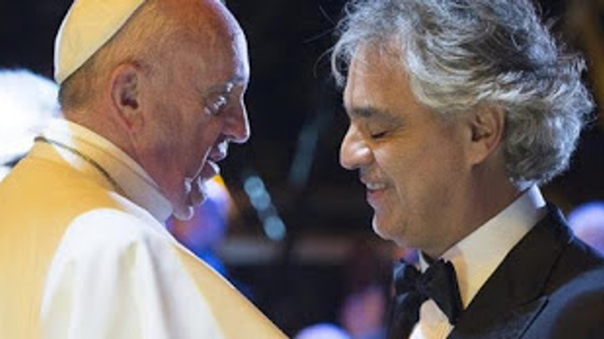 pope-francis-andrea-bocelli.png