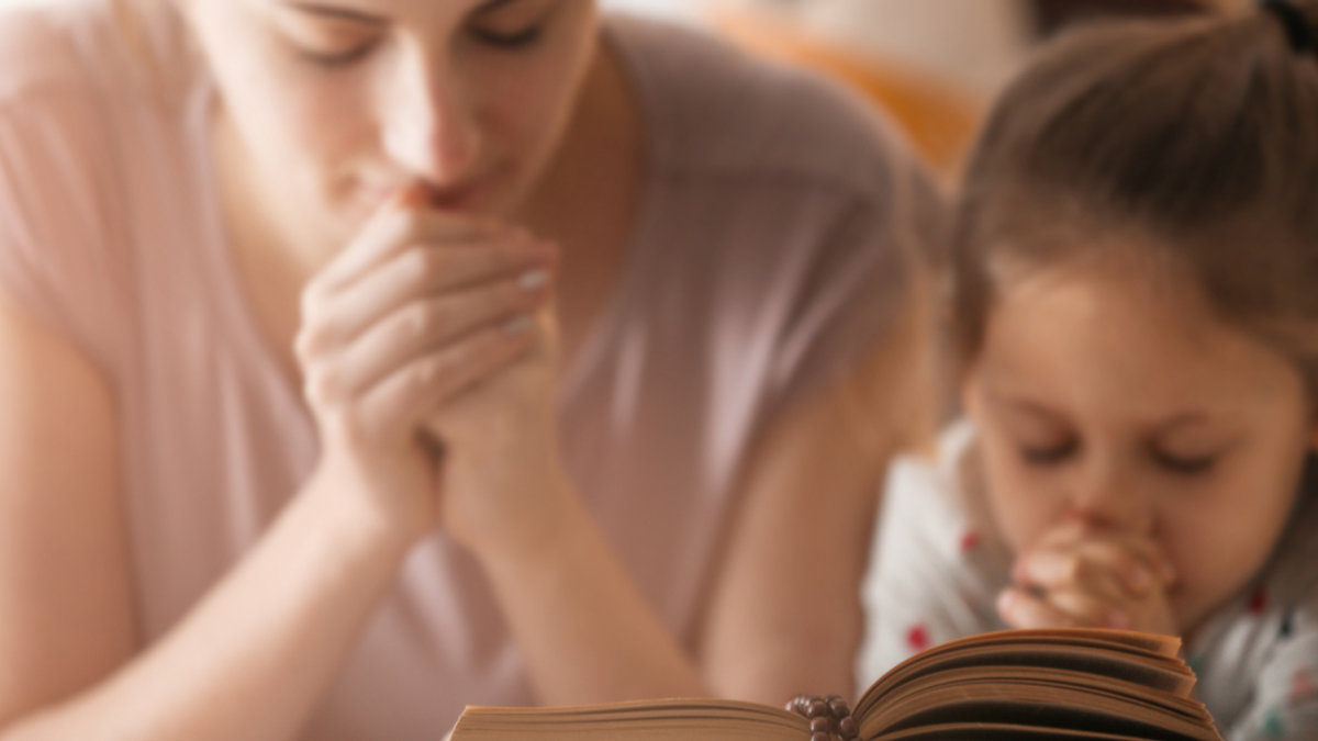 MUM, PRAY, DAUGHTER