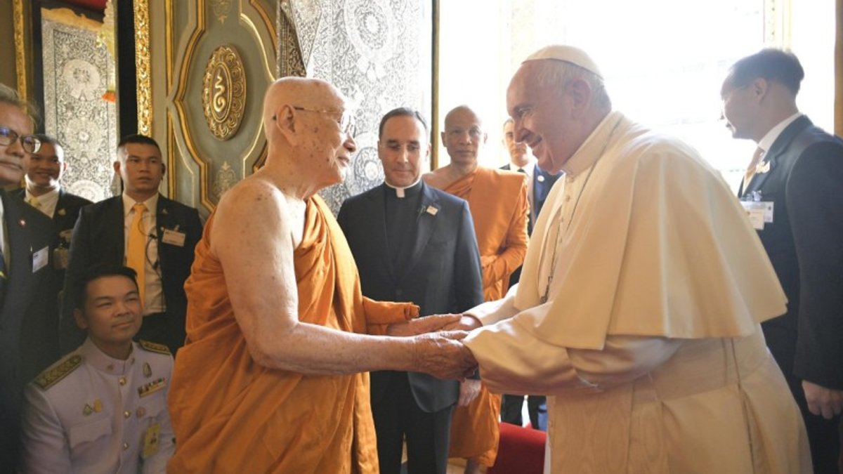 Pope_Francis_thailand_trip