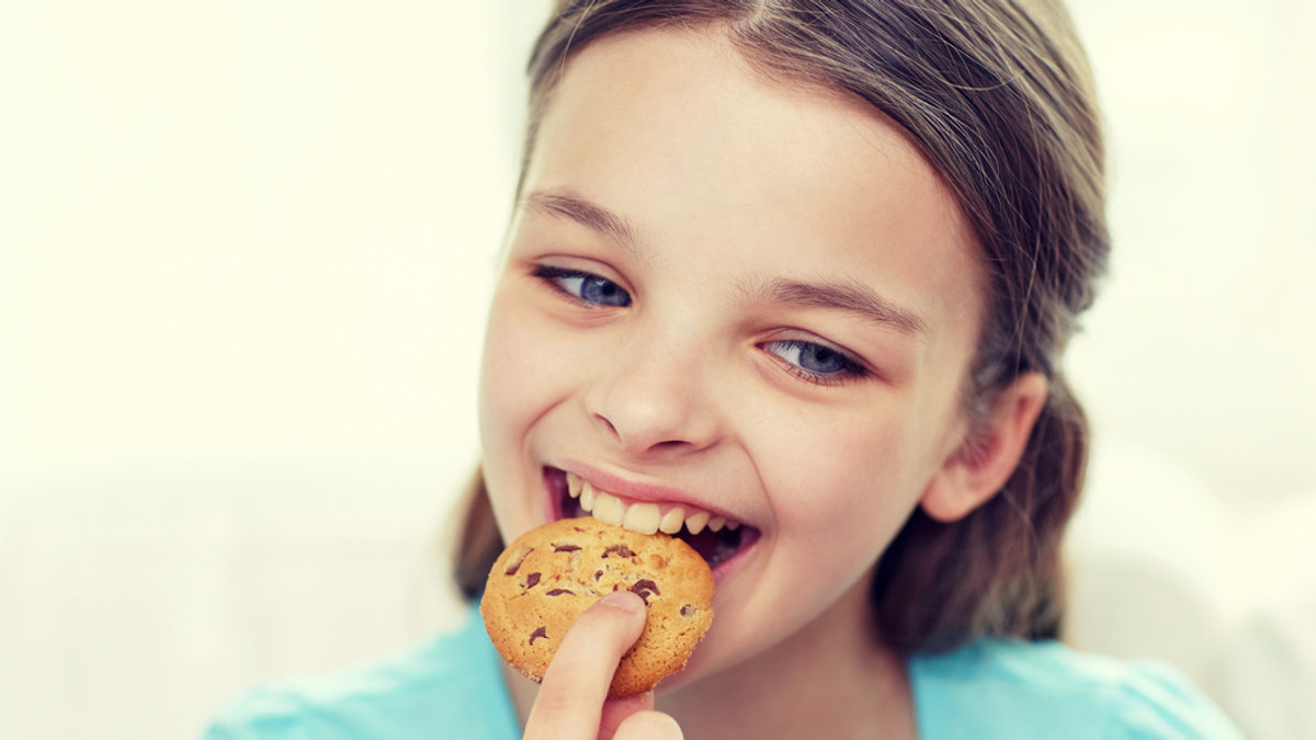 web3-happy-childhood-food-sweets-and-bakery-concept