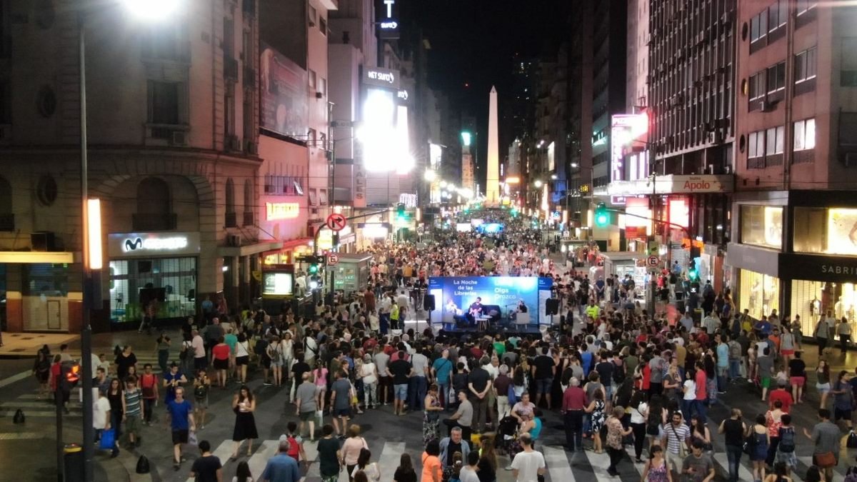 web-argentina-buenos-aires-la-noche-de-las-librerias-006-40gcba.jpg