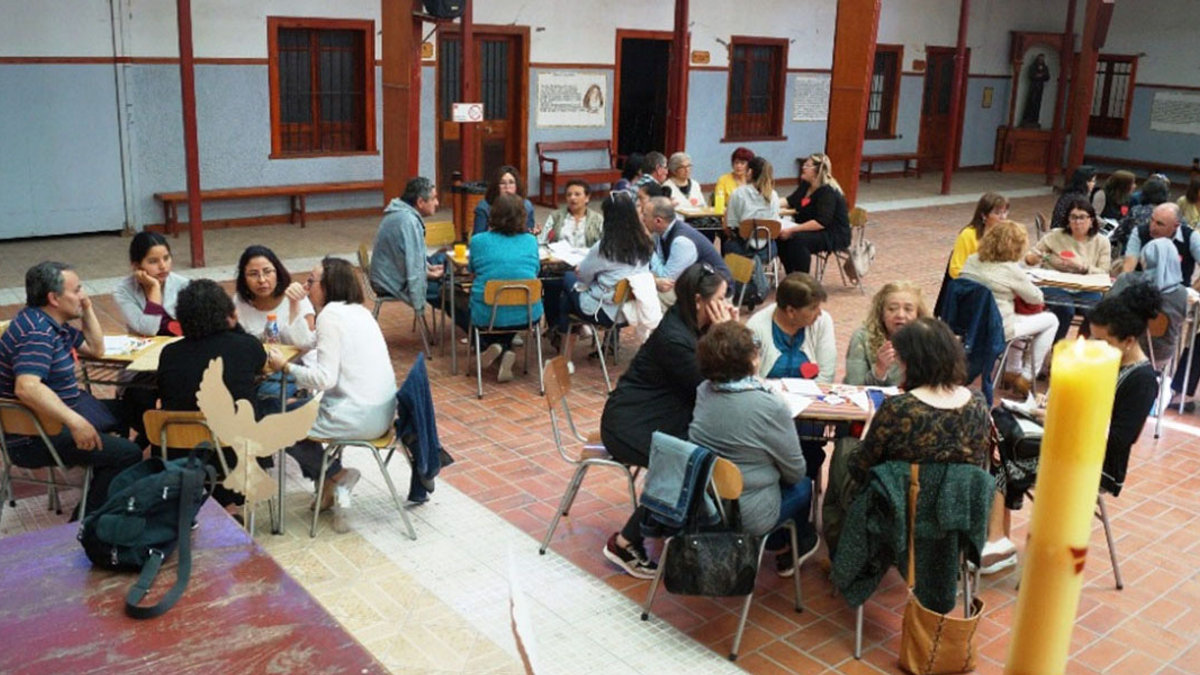 web3-02-chile-talk-people-reflection-iglesia.cl_.jpg