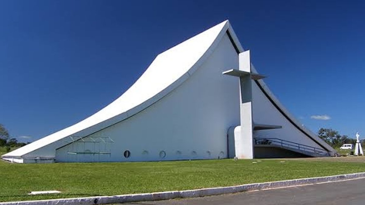catedral-militar-bsb.jpg