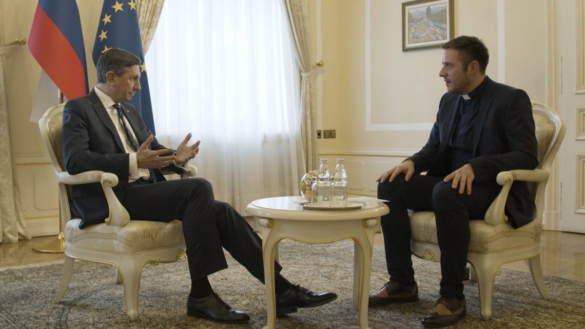 pahor-golob-studio-siposh-e1577116664169.jpg