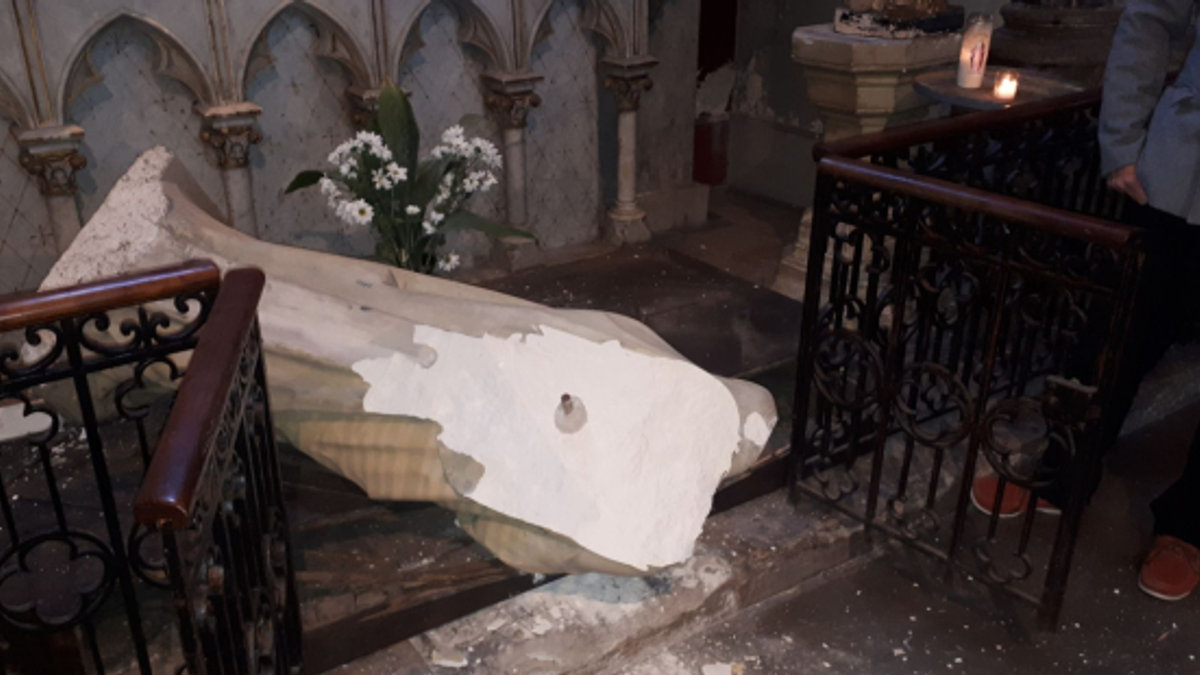 Virgin Mary vandalised