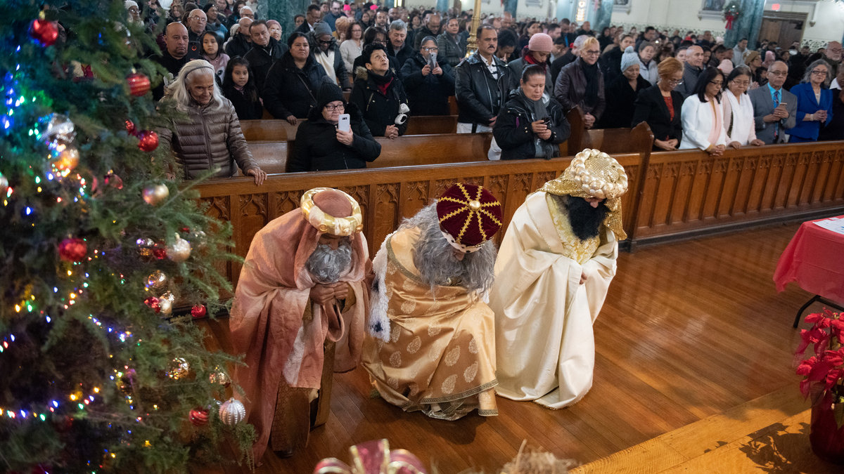 THREE KINGS DAY,EPIPHANY,NEW YORK,BROOKLYN