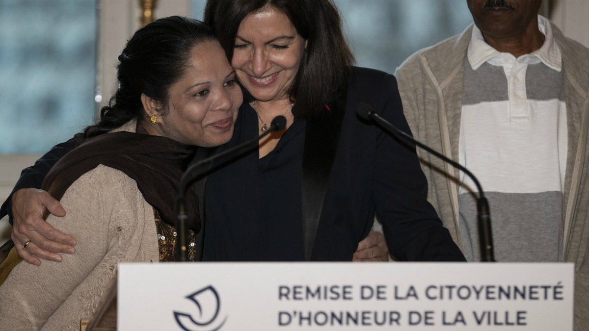 asia-bibi-et-anne-hidalgo.jpg