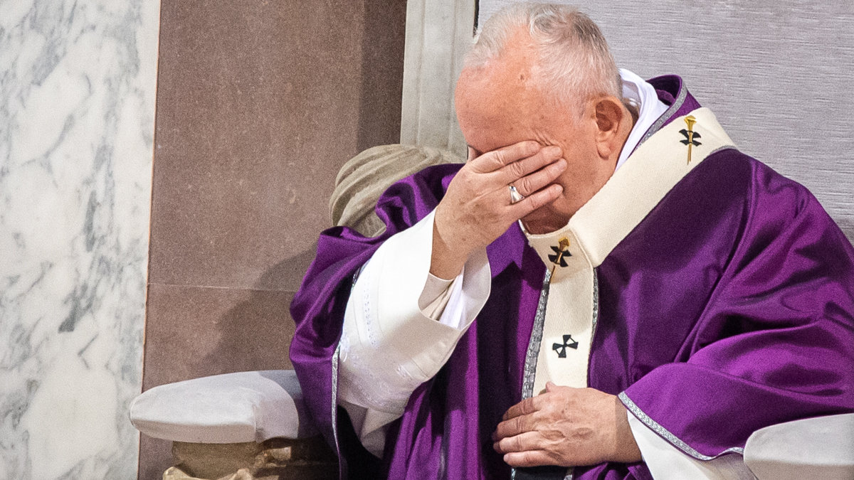 POPE ASH WEDNESDAY