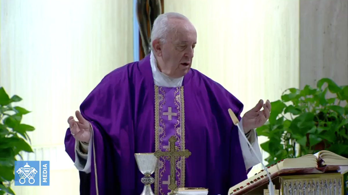 PopeFrancis-2020-03-14-a-las-7.31.11.png