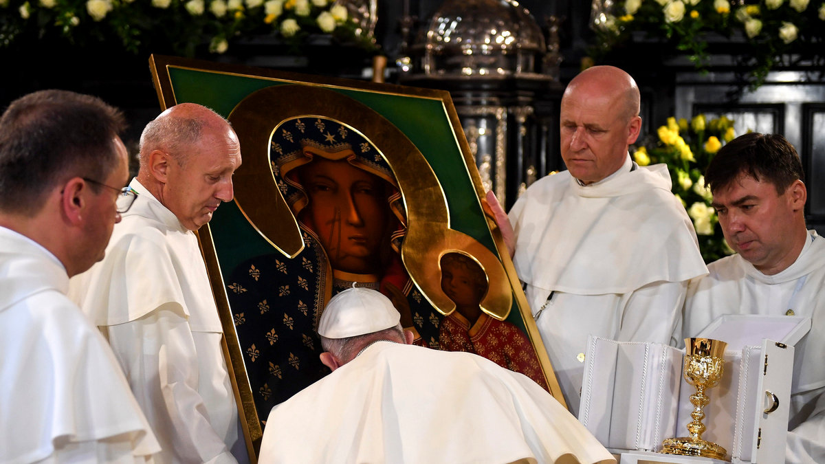 Pope Francis in The Chapel of the Blessed Virgin Mary