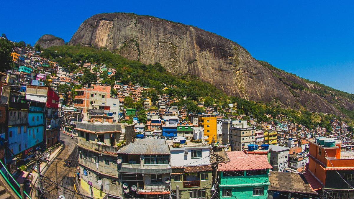 FAVELA