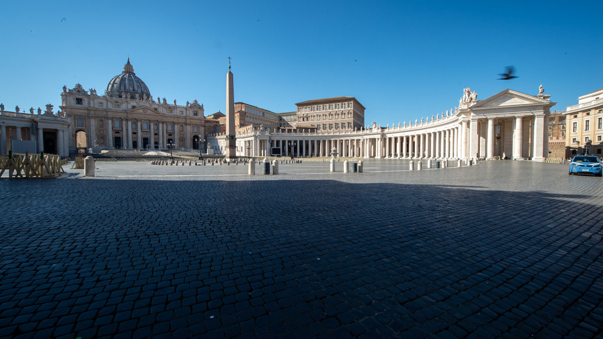 web2-ammar1120-covid-19-vatican-city-coronavirus-rome-antoine-mekary-am_1904-1.jpg