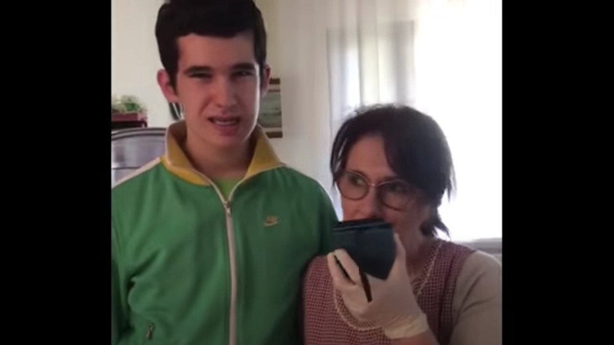 ragazzo-autistico-papa.jpg