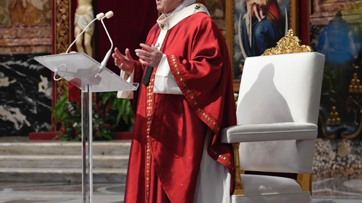 web2-AMMAY3120- pope-francis-pentecost-mass-may-31-2020-vatican-media-pentescoste_3.jpg