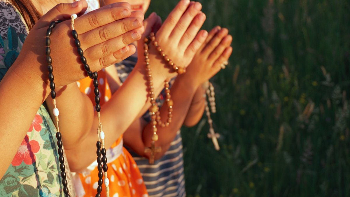 CHILDREN, PRAY, ROSARY