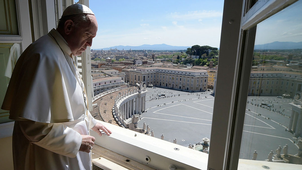 web3-pope-francis-000_1qt9gt-handout-vatican-media-afp.jpg