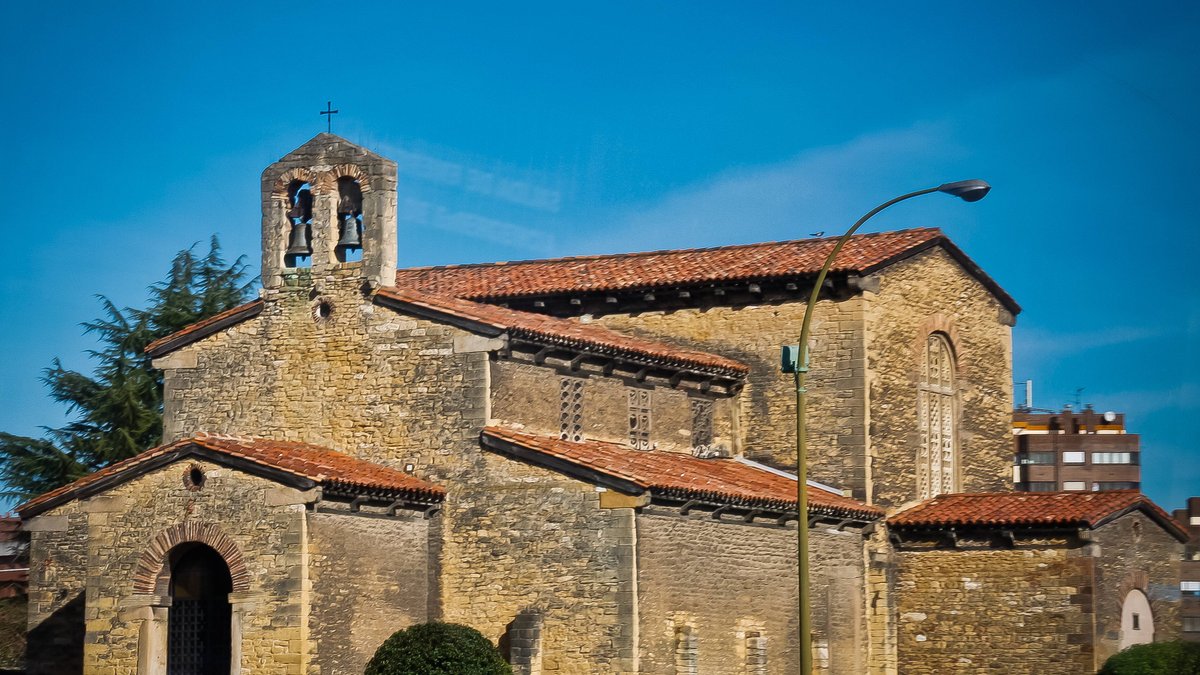 SAN JULIAN DE LOS PRADOS