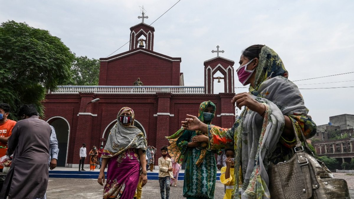 PAKISTAN-CHURCH-CHRISTIANS-000_1T08N4.jpg