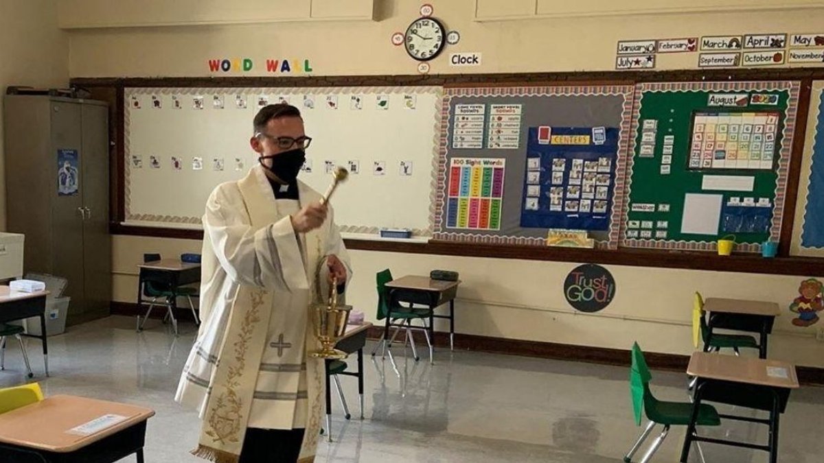 BENEDICTION-ECOLE.jpg