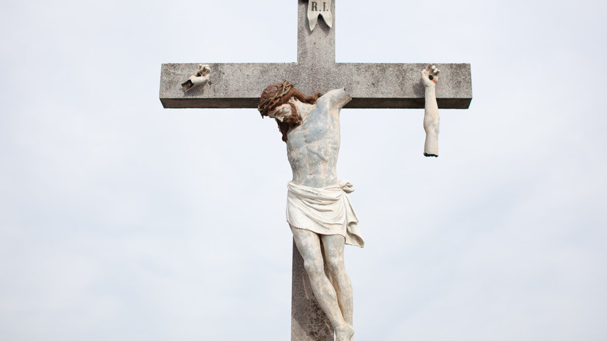 BROKEN, CRUCIFIX