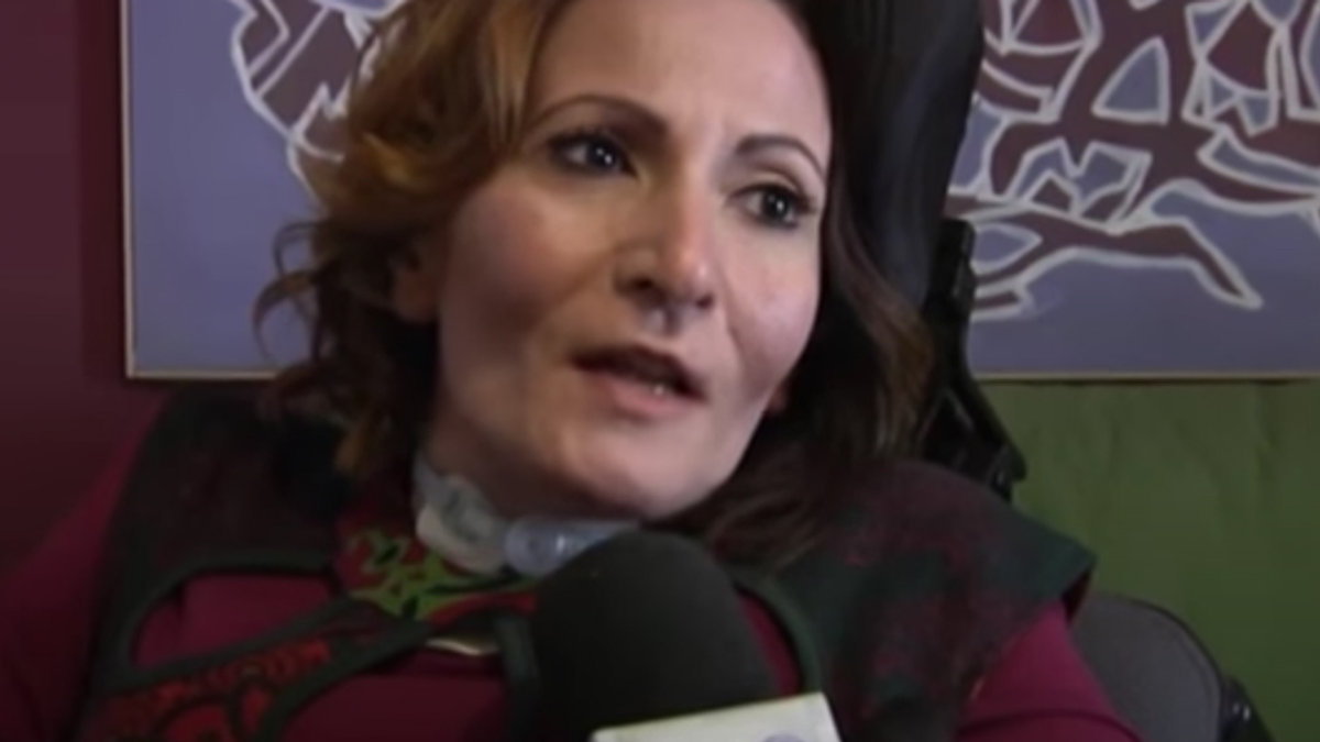 LAURA SALAFI