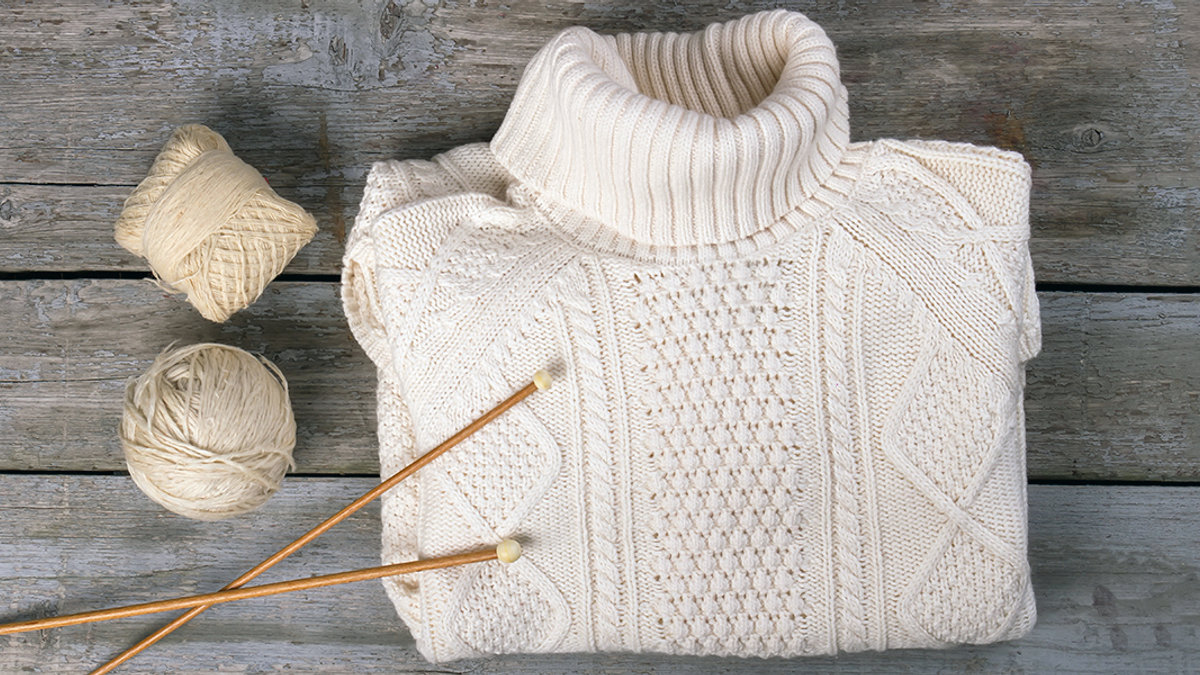 SWEATER