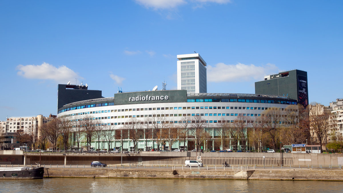 WEB2-MAISON DE LA RADIO-shutterstock_1354611599.jpg