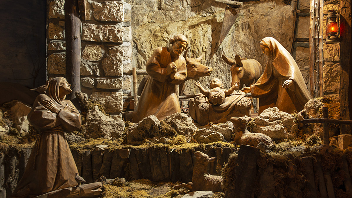 NATIVITY SCENE
