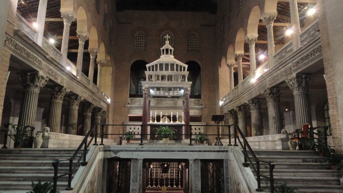 WEB2-Basilica-of-Saint-Lawrence-outside-the-Walls-Mario-De-Matteis-blog-22I-Viaggi-di-Raffaella22.jpg